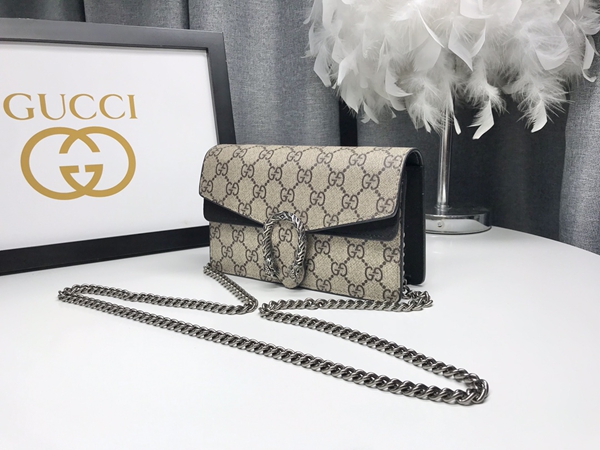 激安グッチバッグコピー側面デザイン